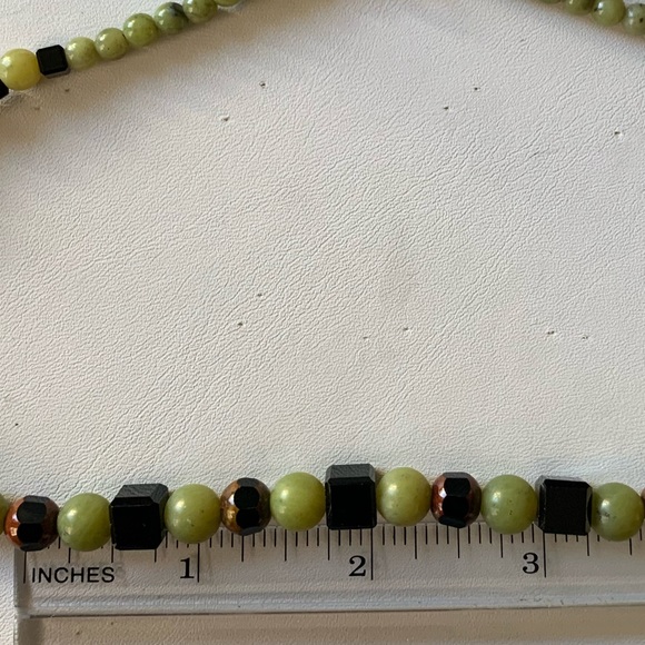 Necklace beaded jade crystal and glass - Picture 9 of 12